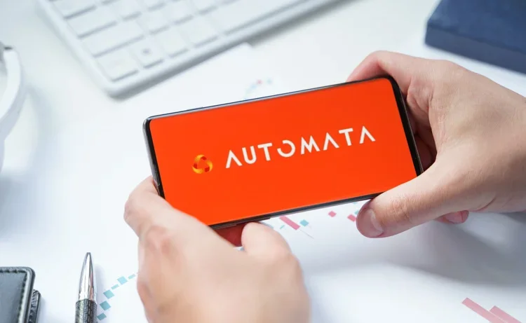 Automata Network открыта на экране смартфона для работы.