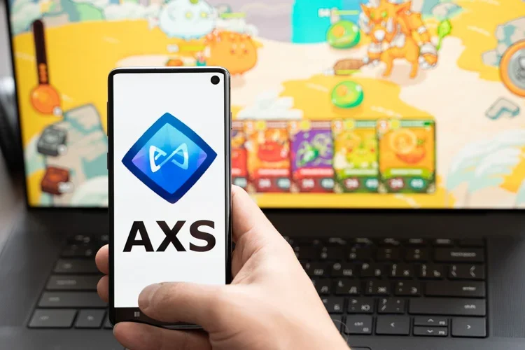 Токен AXS приобретается со смартфона.